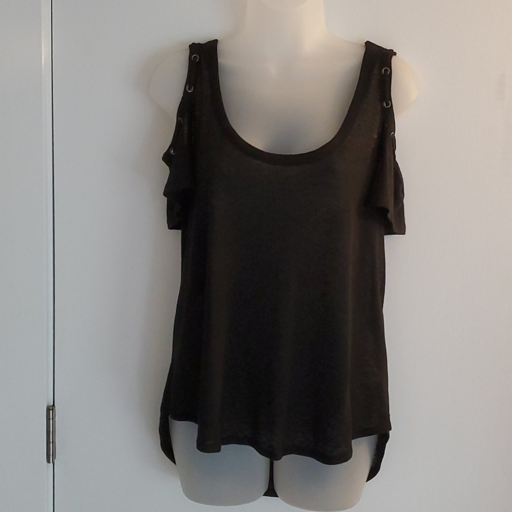 Express One Eleven detailed cold shoulder top sz S